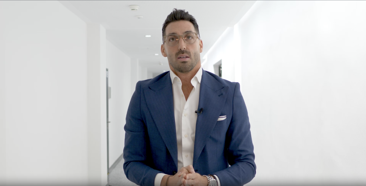 {{previewimagefor}} <p>Video: Aniello Lena - informiert zum CAS FH in Versicherungsvertrieb</p>